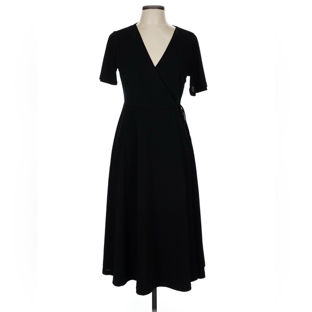 H&M Flattering Wrapped Dress
